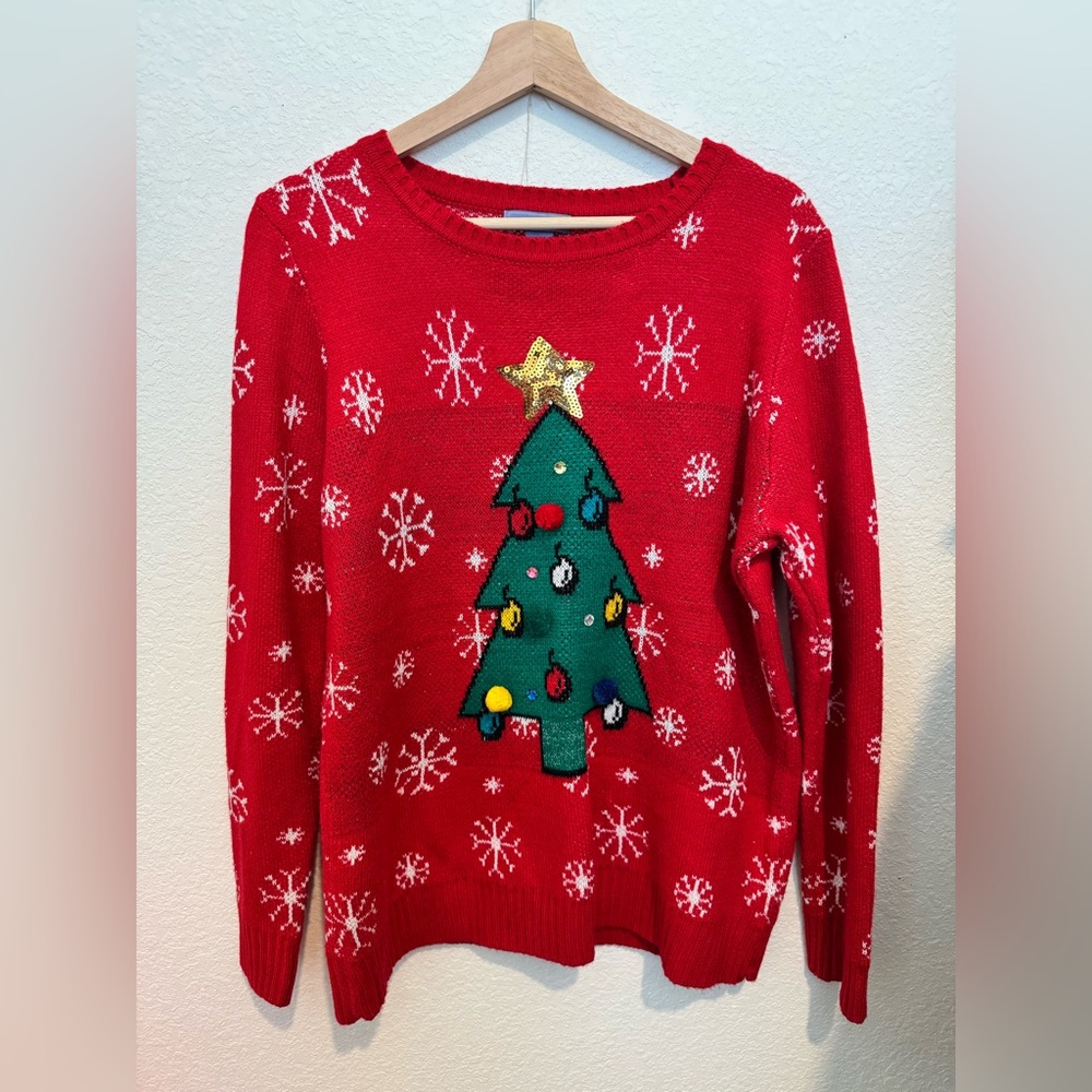 Laura Scott Christmas Sweater 🎄 - Picture 2 of 4